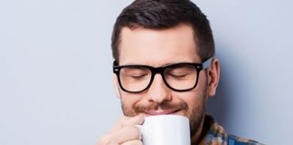 Por que o cheiro do café é tão irresistível?