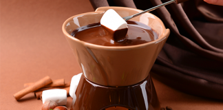Fondue de chocolate e café solúvel