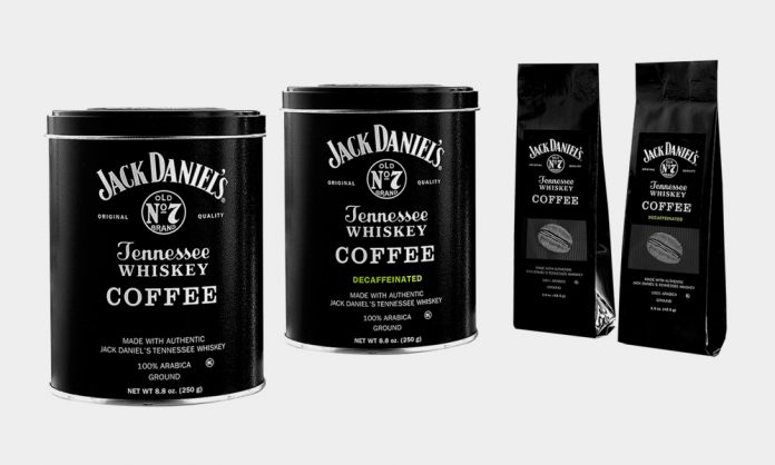 Café com um toque de uísque, novo produto com o selo Jack Daniel's