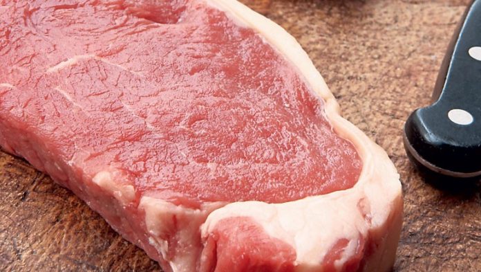 Carne mais barata puxa inflação para menor taxa em janeiro desde 1994